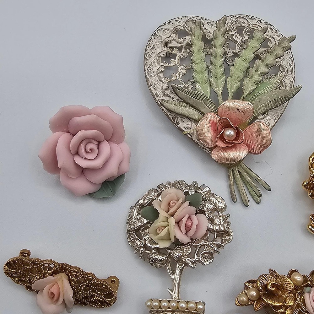 Vtg Porcelain Resin Rose Brooch Lot Victorian Revival Garden Spring Cottagecore - Picture 7 of 14